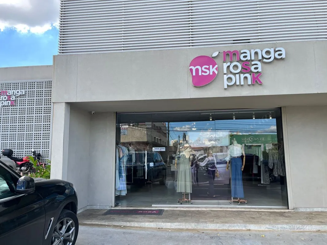 Prédio comercial , com salas , loja medindo 479 m2com dois pavimentos sendo o in...