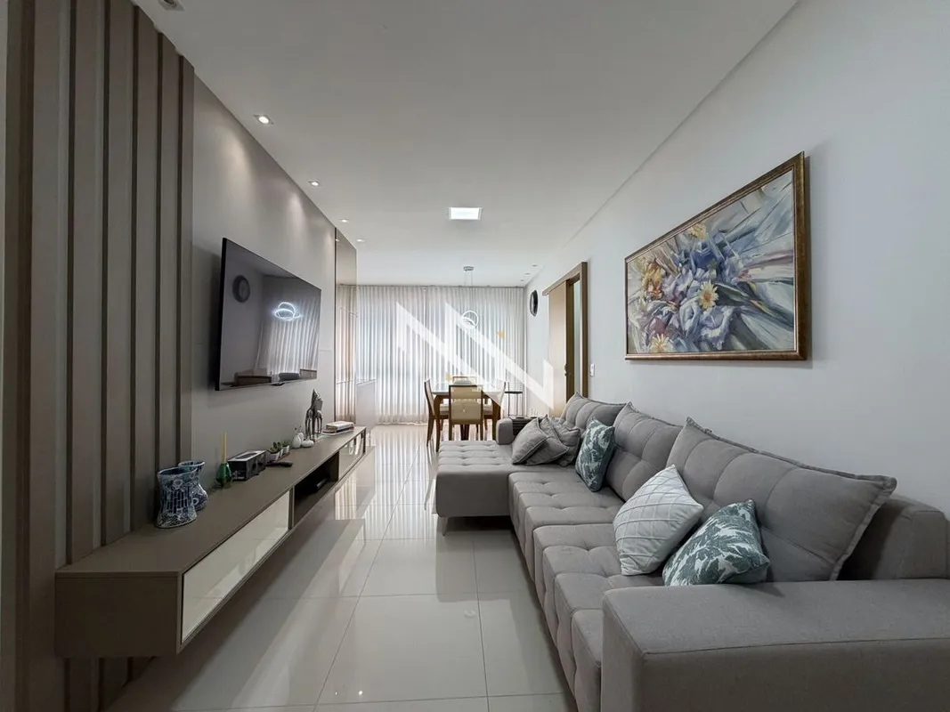 Apartamento mobiliado à venda no Setor Marista, com 72m² muito bem distribuídos,...