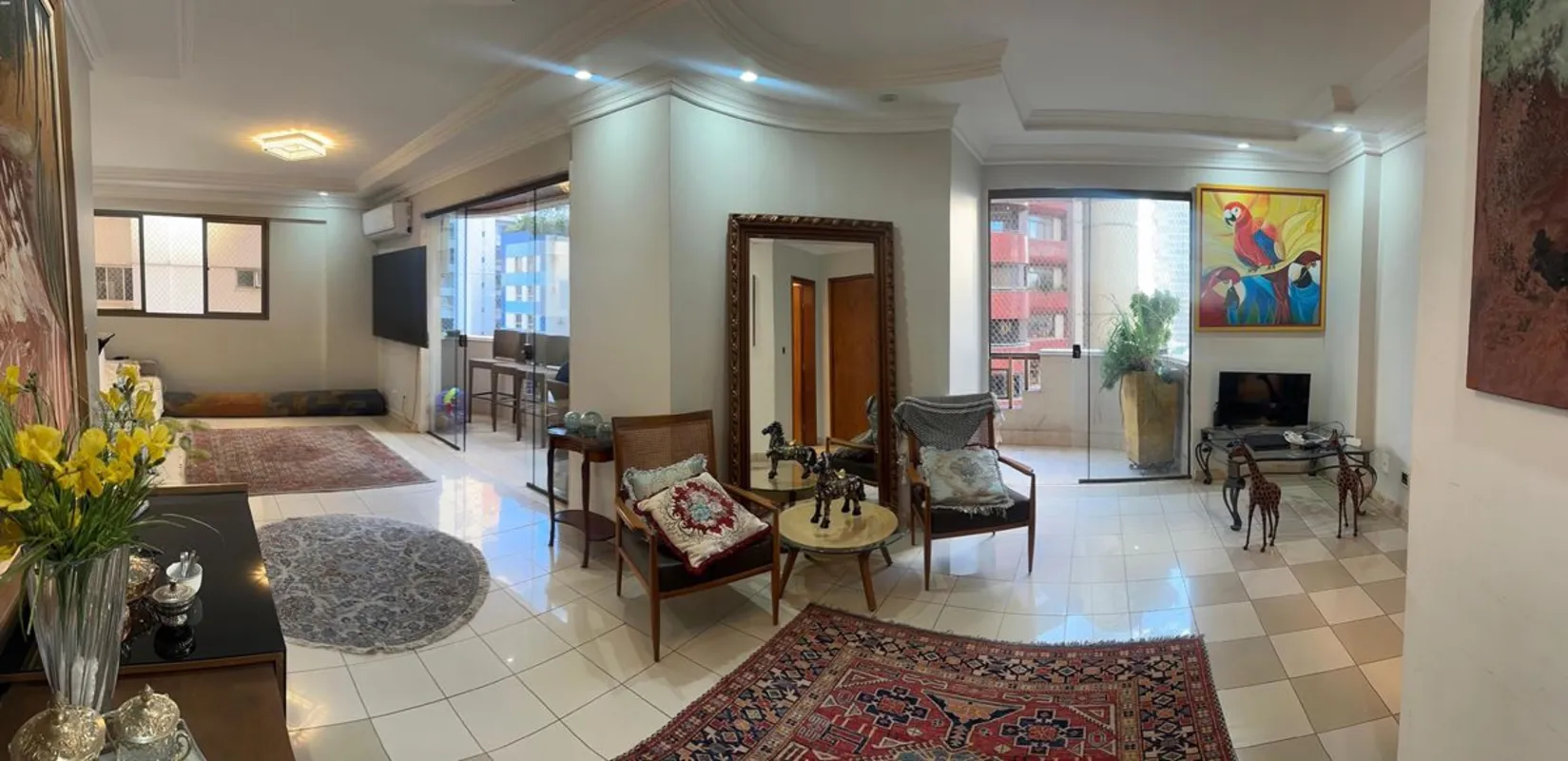 Apartamento completo com 4 quartos sendo 1 master com hidro mais 1 suíte e 2 qua...