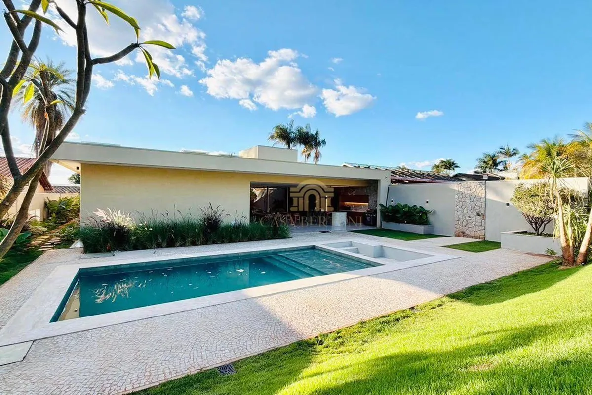CASA TÉRREA MOBILIADA LAGO SUL 4 QUARTOS PISCINA AQUECIDA AUTOMAÇÃOProjeto novo,...