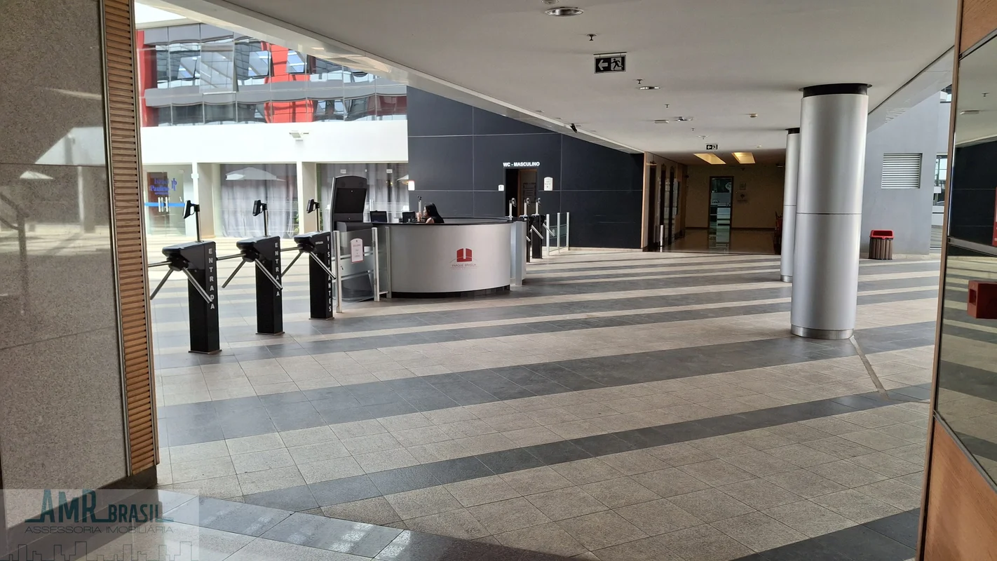 AMRBRASIL, ALUGA EXCELENTE SALA EM LOCAL PREVILEGIADO FRENTE AO PARQUE, CONDOMIN...