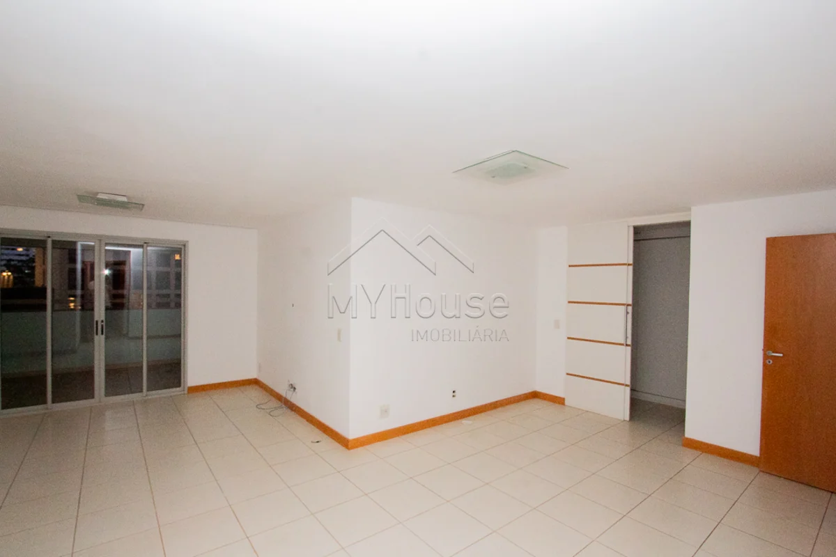 Belíssimo apartamento de altíssimo padrão no residencial VIA MAJESTIC , localiza...