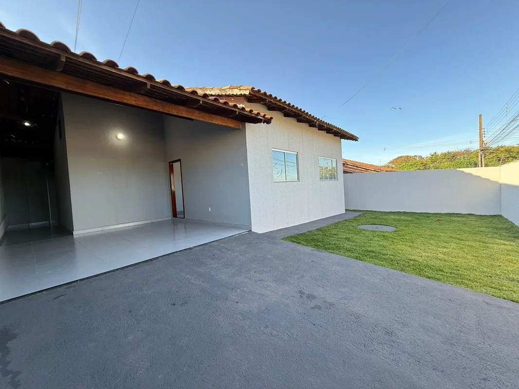 CASA MODERNA NO SETOR EXPANSUL?? Próximo à Igreja do Padre Luiz? Excelente oport...