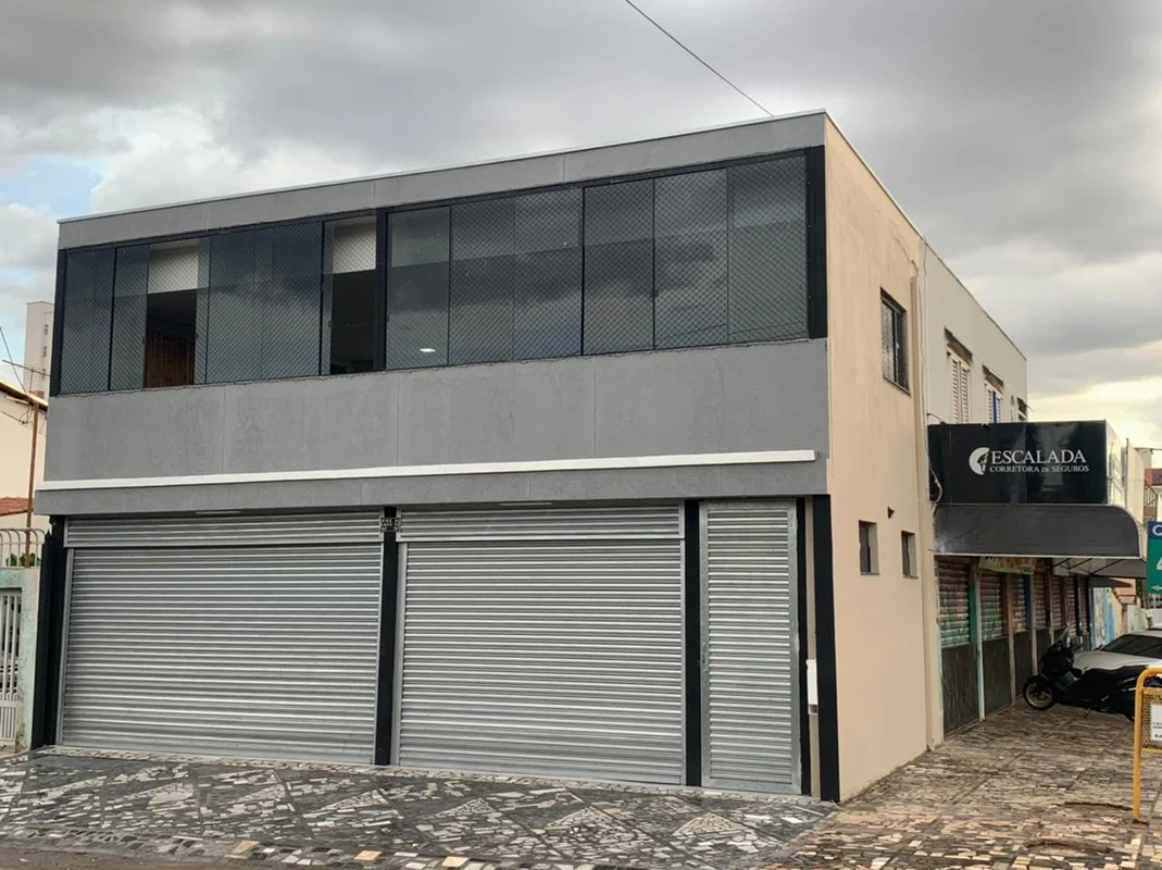  PRÉDIO COMERCIAL E RESIDENCIAL À VENDA | QNA 46R$ 1.750.000,00Excelente oportun...