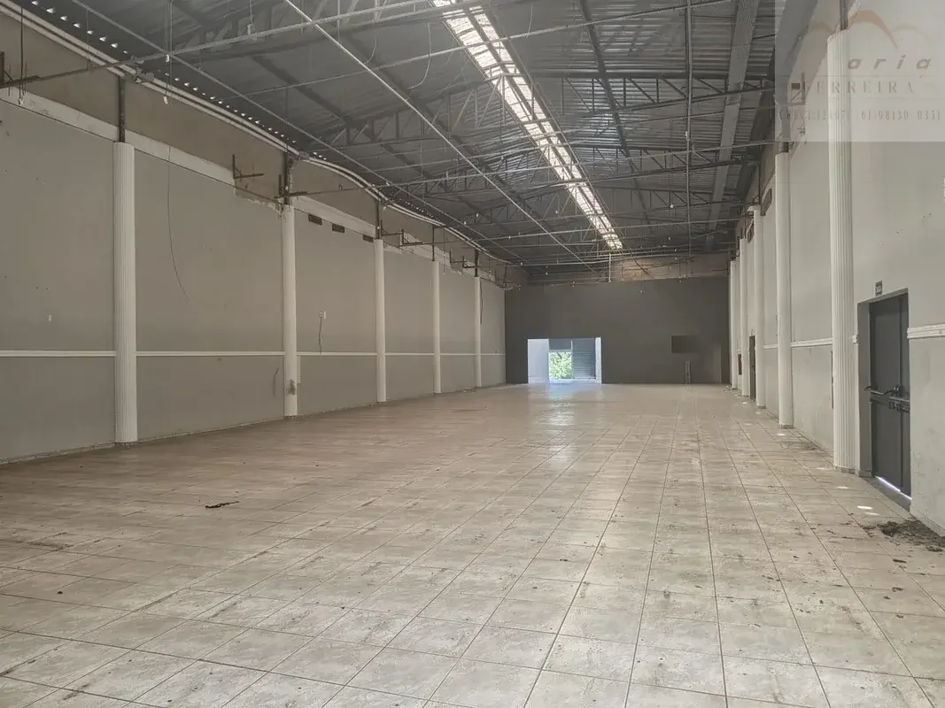 Grande oportunidade Galpão/Comercial no Centro de Brasília.Galpão comercial com ...