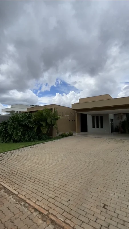  Casa Moderna no Park Way — Quadra 05 | Conjunto 14Excelente oportunidade em con...
