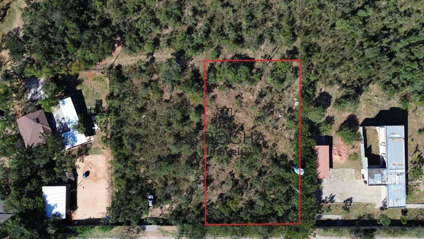 JB ROCHA IMOVEIS VENDE COM EXCLUSIVIDADETerreno situado na Fazenda Macaúbas regi...