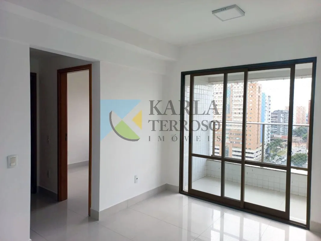 2 quartos sendo uma suíte e banho social Sala de estar, jantar, circulação, vara...
