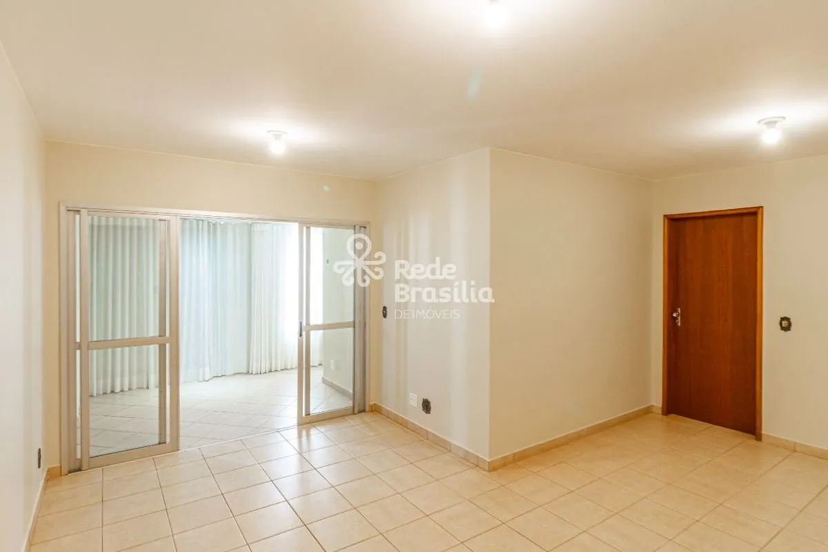Rua 09 Sul - Apartamento 3 quartos sendo 1 suíte - Res. Tarumã - Águas Claras - ...