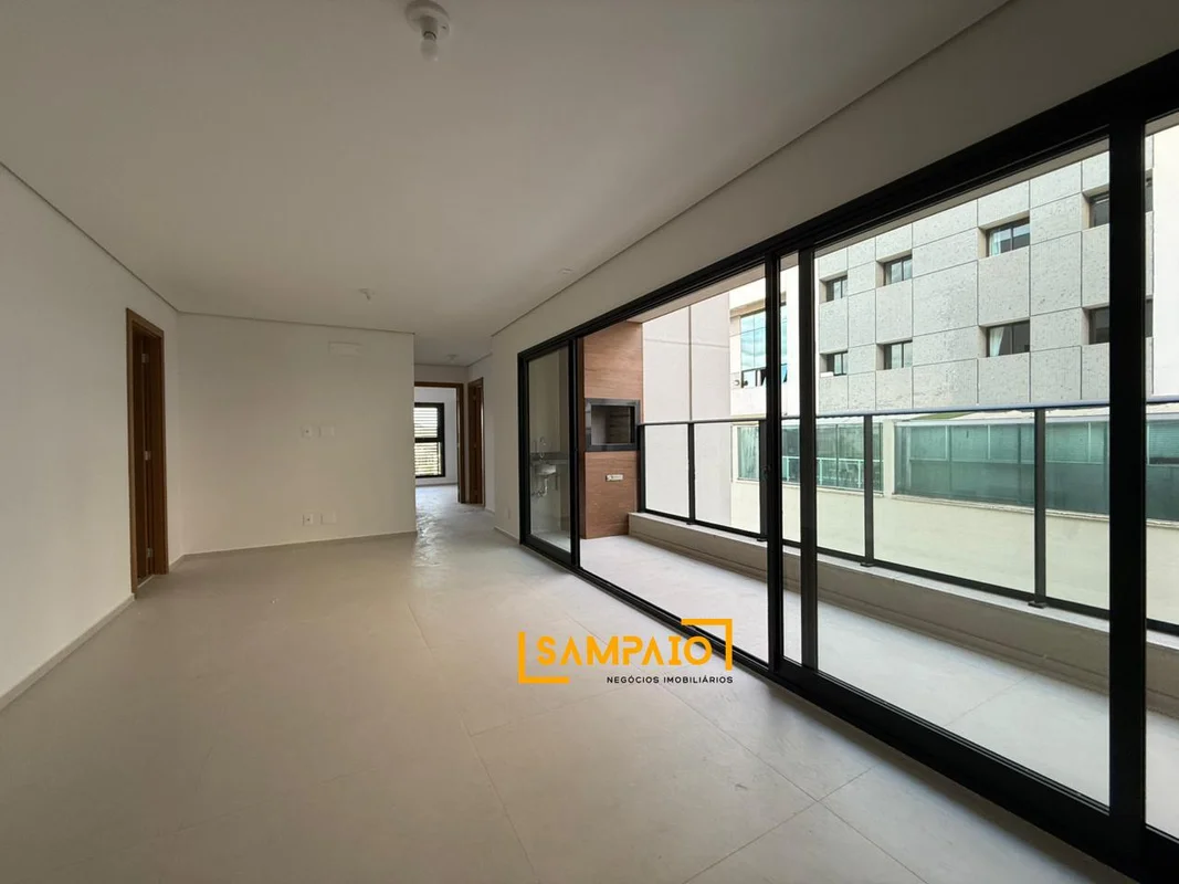 APARTAMENTO DE ALTO PADRÃO | 3 SUÍTES | VARANDA GOURMET PRIVATIVA | LAGO NORTE |...