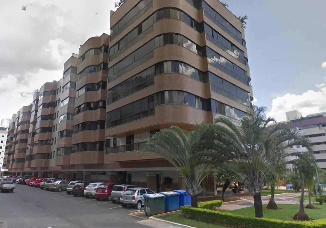 ACCIOLY IMÓVEIS VENDE EXCELENTE APARTAMENTO NA SQN 212 BLOCO G - AMPLO, NASCENTE...