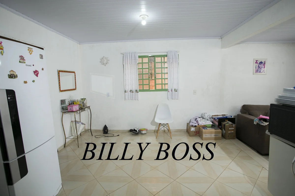 Lotão 438m2150 m da BR020Casa com 2 quartos, sala, cozinha americanas2 quartos3 ...