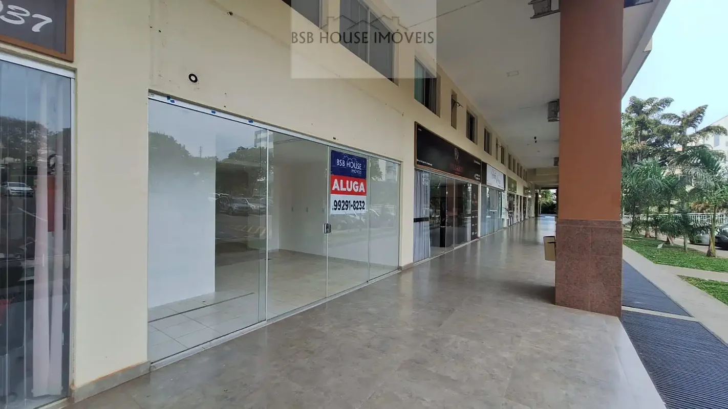 EXCELENTE LOJA DE 44M² NO EDIFÍCIO SAINT RÉGIS, LAGO NORTE!A BSB HOUSE IMÓVEIS A...