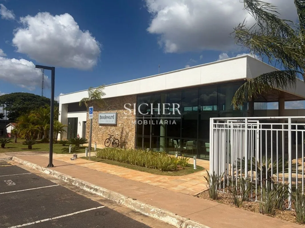 Lote 400 m² em condomínio fechado e regularizado no Jardim Botânico. Projeto par...