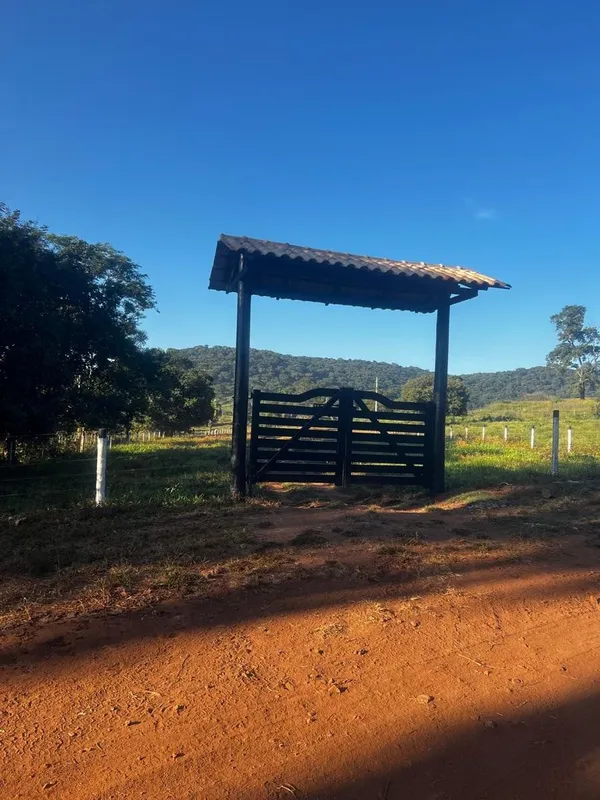 Vende-se chácara de 13 mil m² quadrados no município de Varjão - GoiásImóvel com...