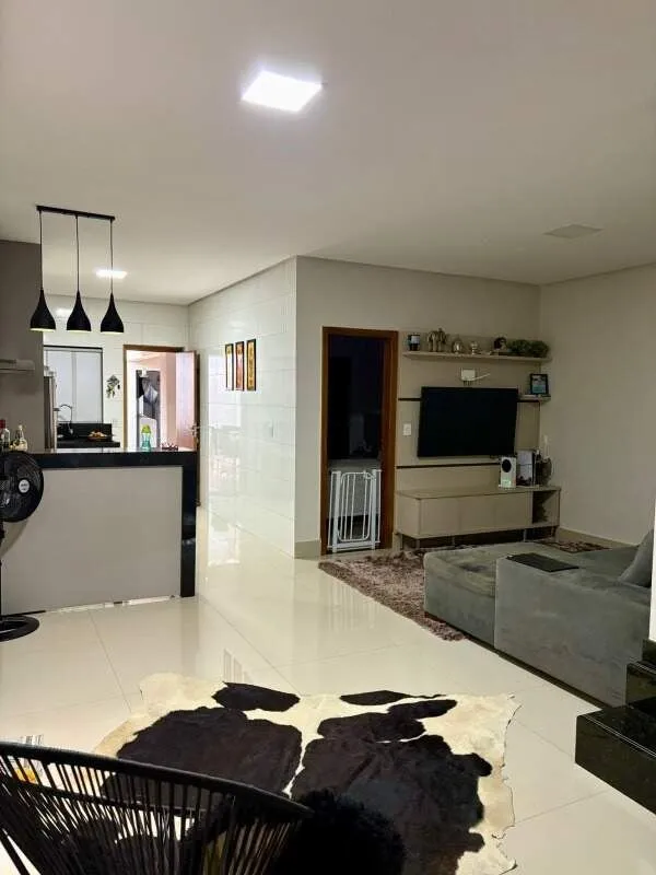 Sobrado alto padrão - Jardim AtlânticoModerno Sobrado 234m² 4 suítes superiores ...