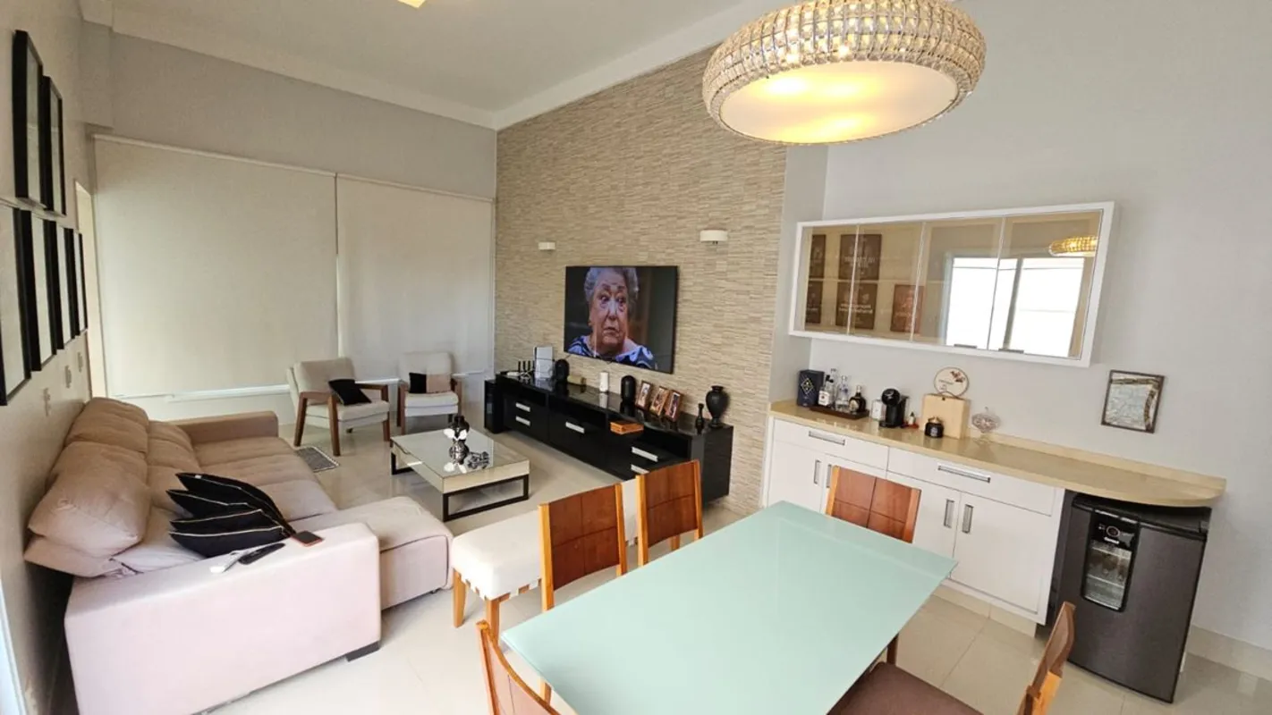 Vendo casa tÃ©rrea nos Jardins ValÃªncia com 390 mÂ² de lote e Ã¡rea construÃ­da...