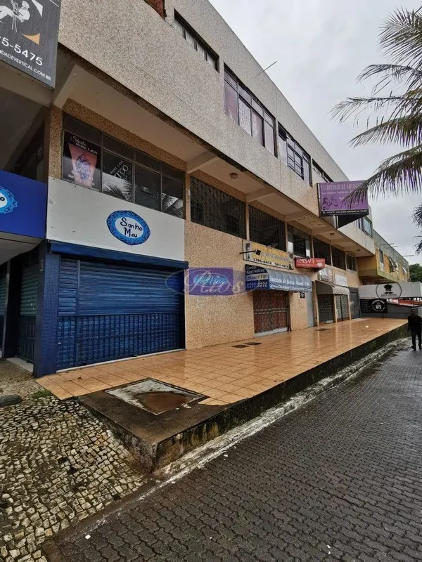 LOJA COM BANHEIRO LOCALIZADA NA AVENIDA CENTRAL BLOCOS 227/359 LOJA 04. LOJA REF...