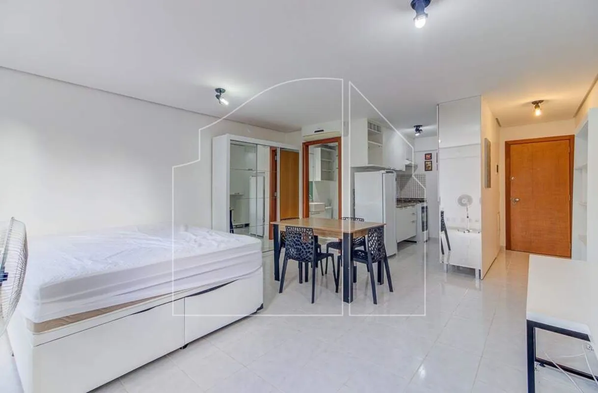 DALL´OCA IMÓVEIS ALUGA:Ótima kit, semi mobiliada, nascente, vista livre, localiz...