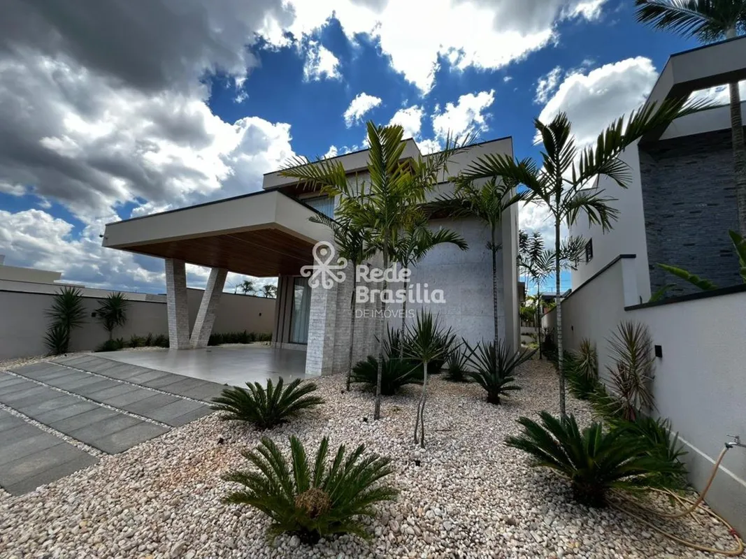 Arquitetura marcante, conforto absoluto e tecnologia integrada em cada detalhe.L...