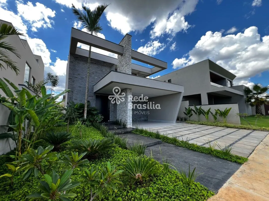 Arquitetura marcante, conforto absoluto e tecnologia integrada em cada detalhe.L...