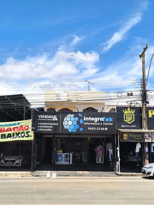 Renda de R$ 5.500,00Prédio comercial e residencial em lote de 144 m² quadrados, ...