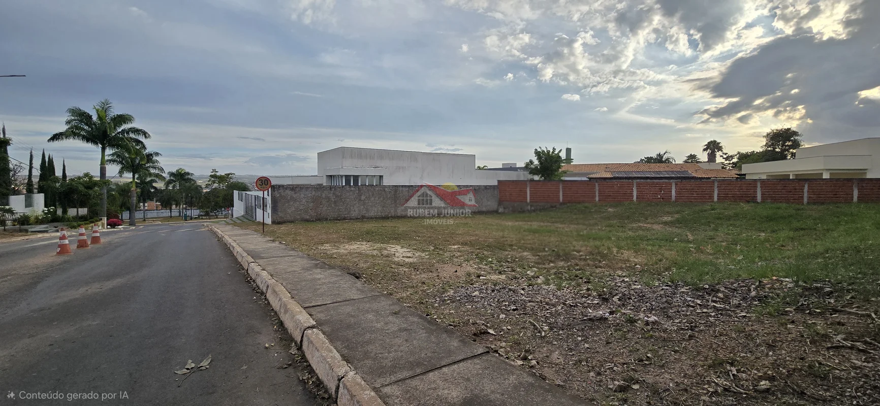Escriturado!!!!!! Ac FinanciamentoExcelente Lote de com 802m² | Condomínio Ouro ...