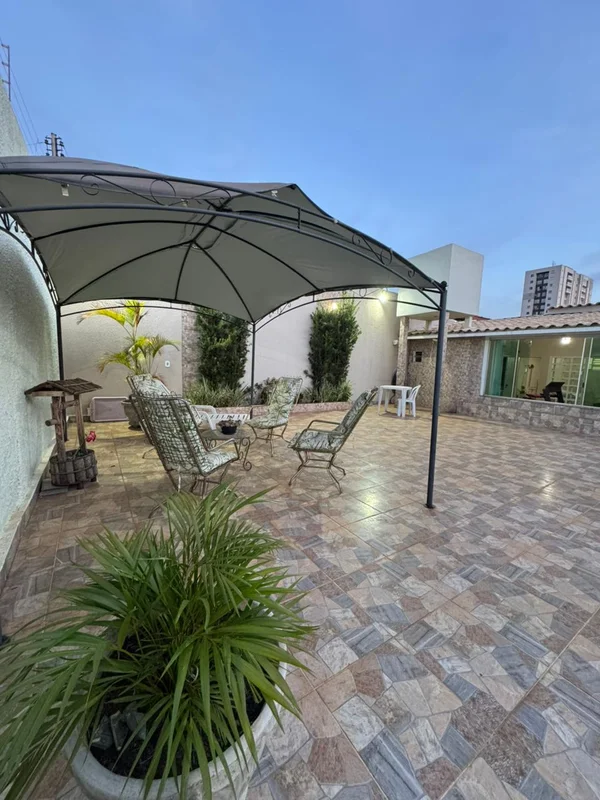 Vendo excelente casa no Setor Sul do Gama, em ótima localização e com excelente ...