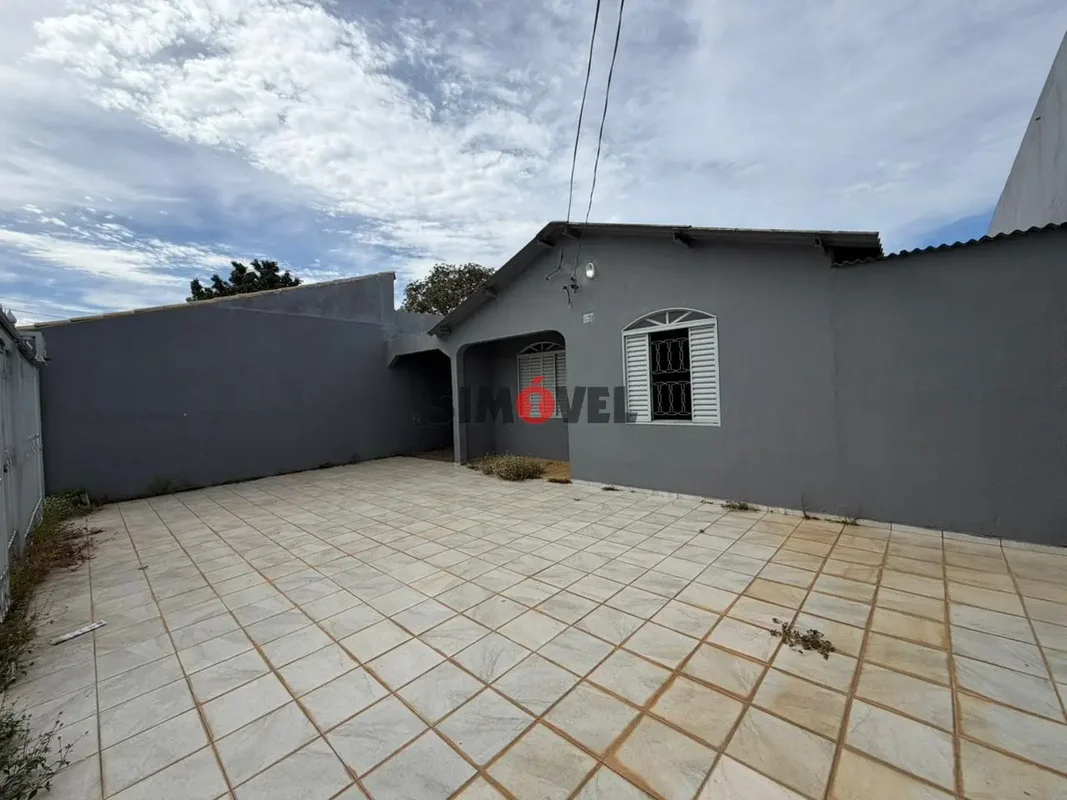 QNL 13, casa de 2 quartos, lote de 200m², à venda por R$: 380.000 e Aceita Finan...