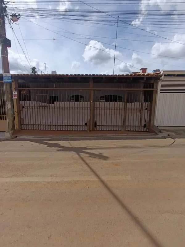 ?? Excelente Casa na QR 612 – Espaço, Conforto e Ótima Localização!Casa ampla e ...
