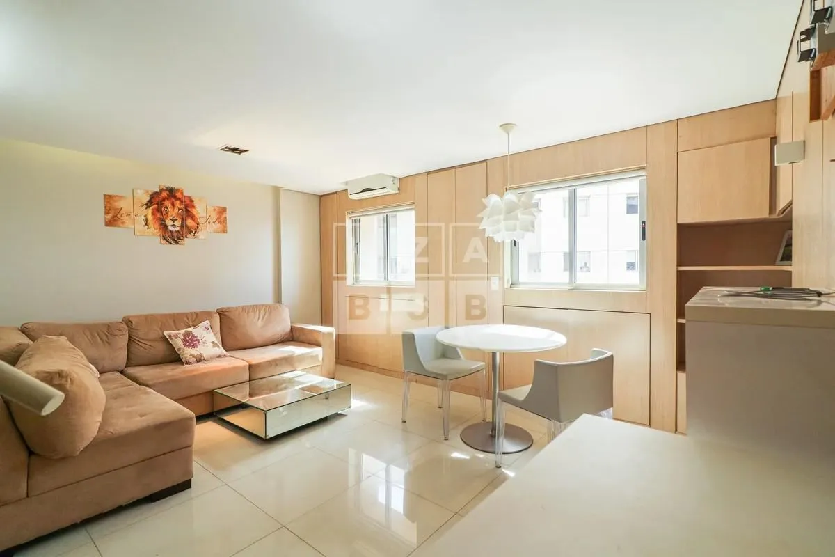Apartamento reformado, mobiliado e pronto para morar no melhor ponto do Lago Nor...