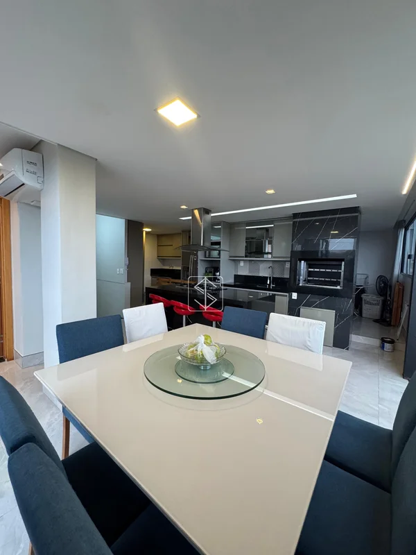 Cobertura Exclusiva | SQN 212 – Asa Norte | 188 m² | Vista Livre PermanenteUma c...