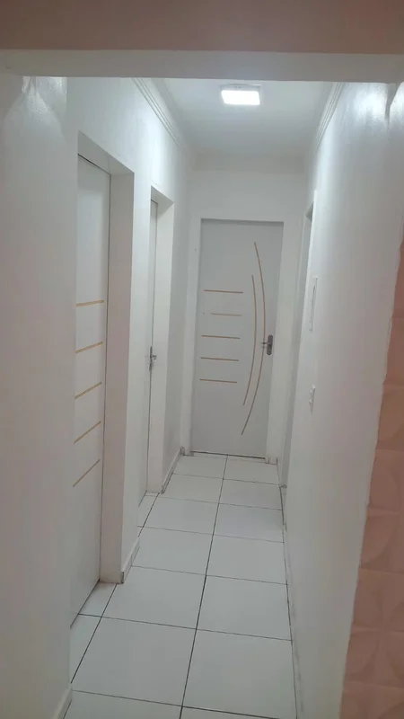 Oportunidade Apto todo reformado!! Muito bem localizado, próximo ao centro de Ta...