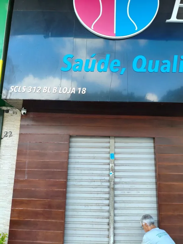 LOJA COM 210m²- SUBSOLO- LOJA- SOBRELOJAESTRUTURA PARA CLÍNICA, CONSULTÓRIOS E A...