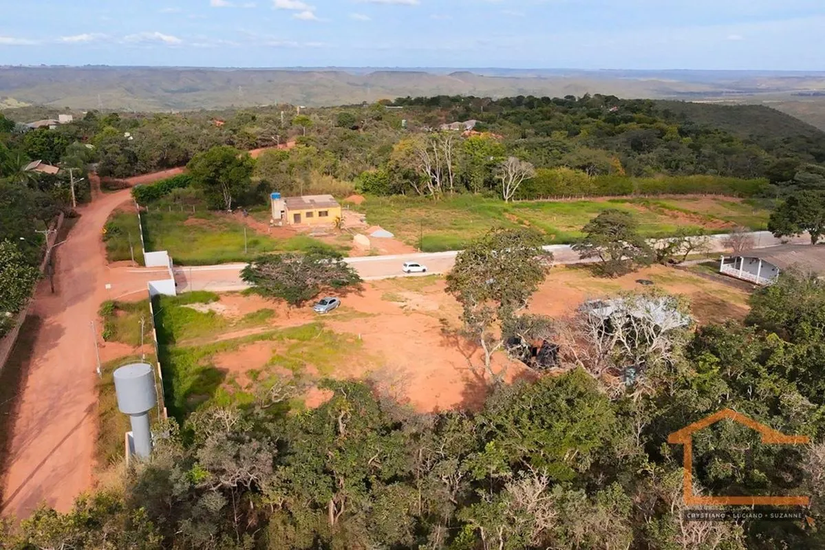 CHALÉS COM MÓVEIS PLANEJADOS E AR CONDICIONADO - PRIMEIRA LOCAÇÃOCONTRATO ANUALT...