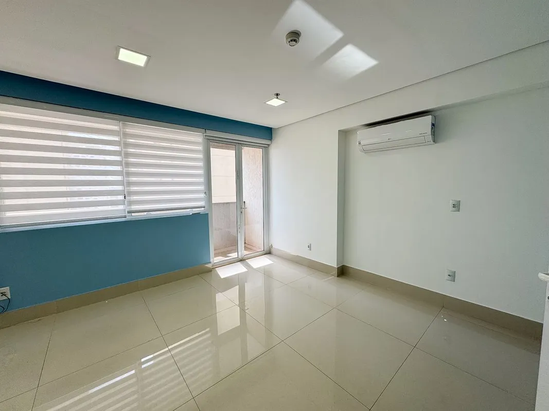 Sala comercial, com 39,48mÂ², revestida em porcelanato, arcondicionado, com ambi...