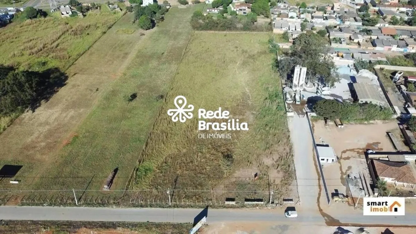 Terreno Multiuso - 17.000m² Privativos com Excelente Localização em LuziâniaO Te...