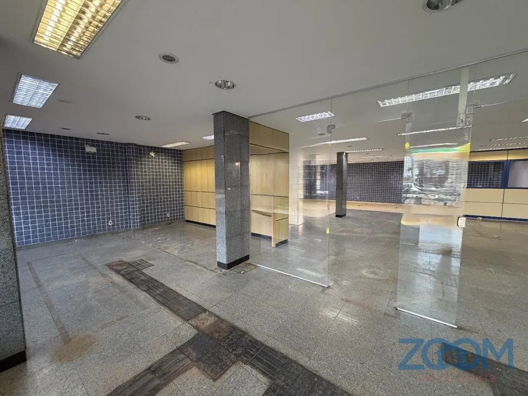 Venda de Loja de Esquina no SIG - Antiga Sede do BRB (Banco de Brasília).Localiz...