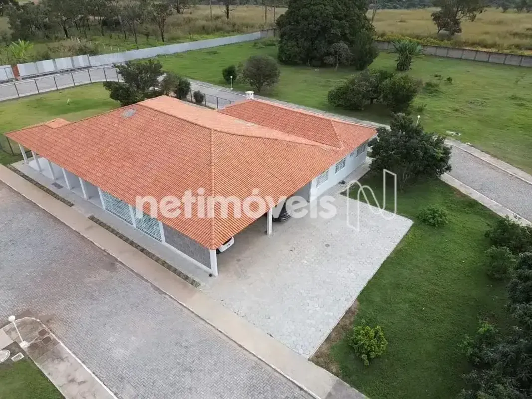 Locação de Casa Exclusiva no Park Way Descubra o privilégio de morar na verdadei...
