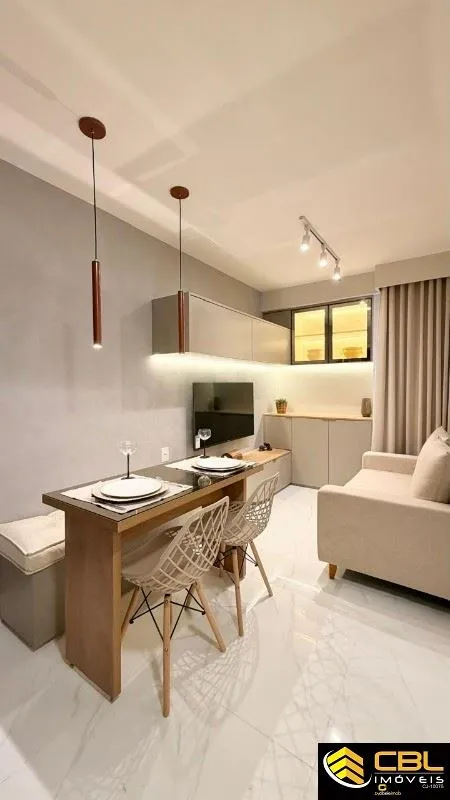 CBL IMÓVEIS VENDE: Apartamento dos sonhos à venda!Localizado no 2º andar, este l...