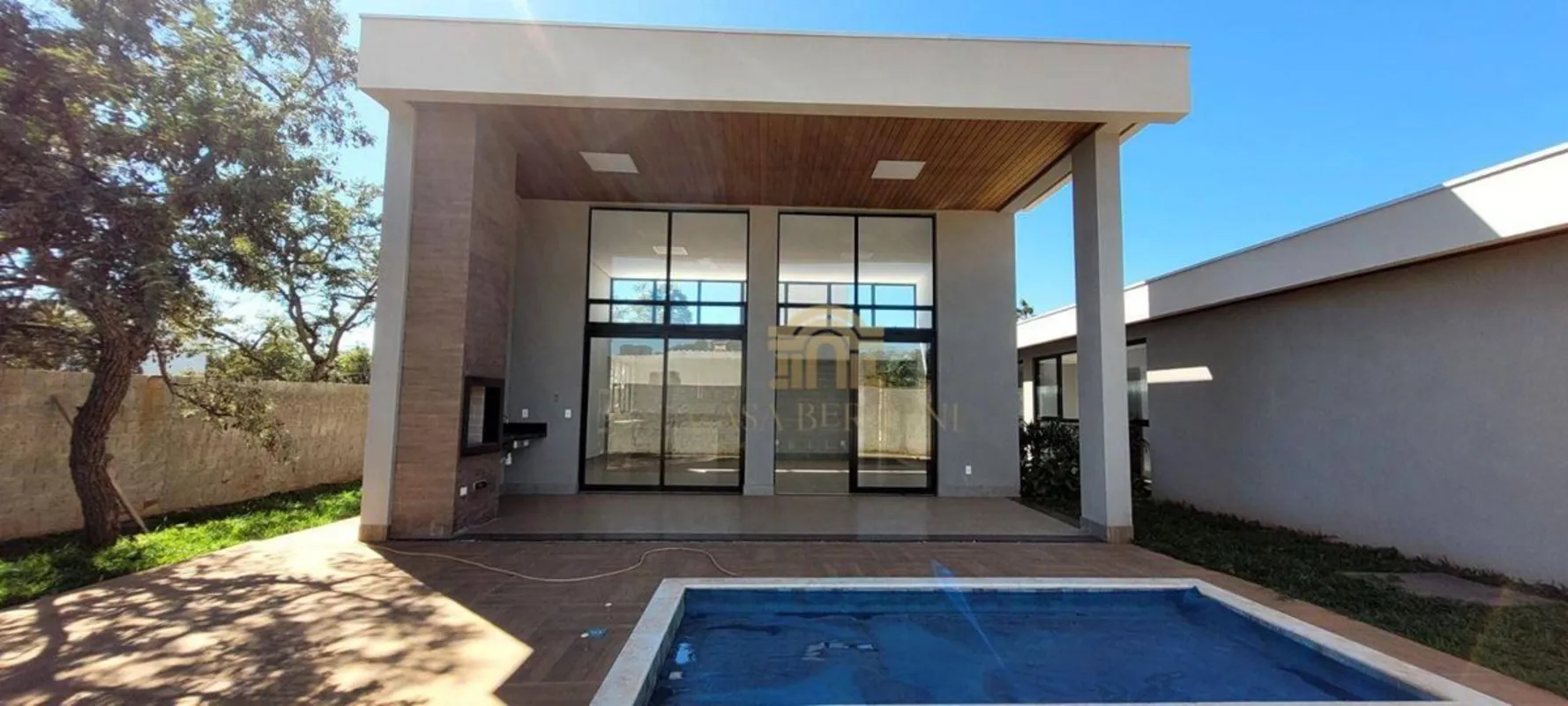 CASA TÉRREA NOVA ALTO PADRÃO TORORÓ JARDIM BOTÂNICO 4 SUÍTES QUINTALResidência t...