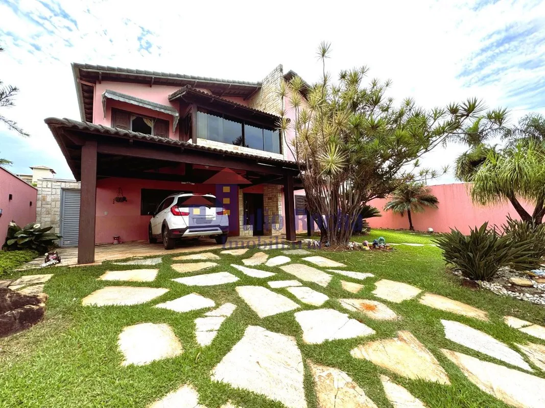 JULIO ROCHA IMOBILIÁRIA VENDE!MARAVILHOSA CASA NO CONDOMÍNIO ESTÂNCIA JARDIM BOT...