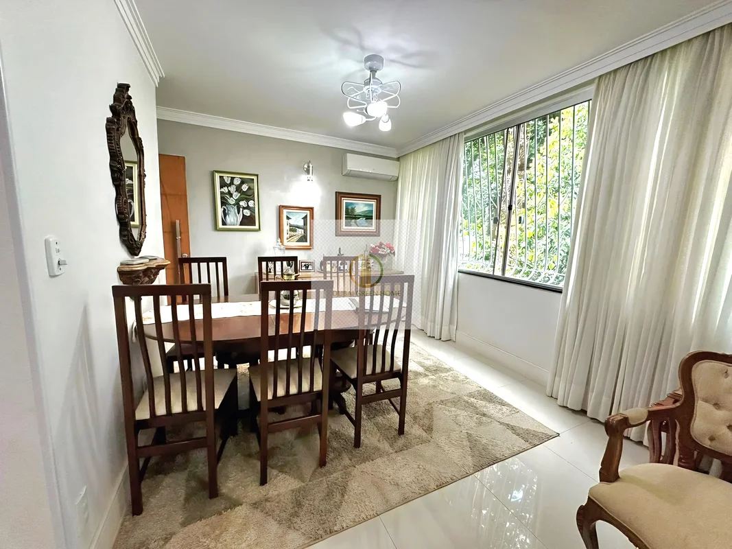 TRANSFORMADO PARA 2 QTS SENDI 1 SUÍTE COM SALA AMPLAExcelente oportunidade com a...