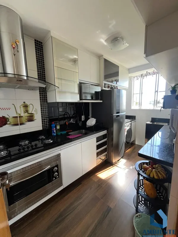 Apartamento reformado com 2 quartos e próximo ao metrô!Seu novo lar em Samambaia...