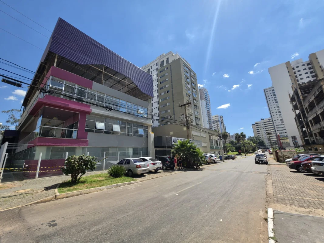Oportunidade Comercial Exclusiva em Águas Claras !!!.LOJA TERREA COM SOBRELOJA !...