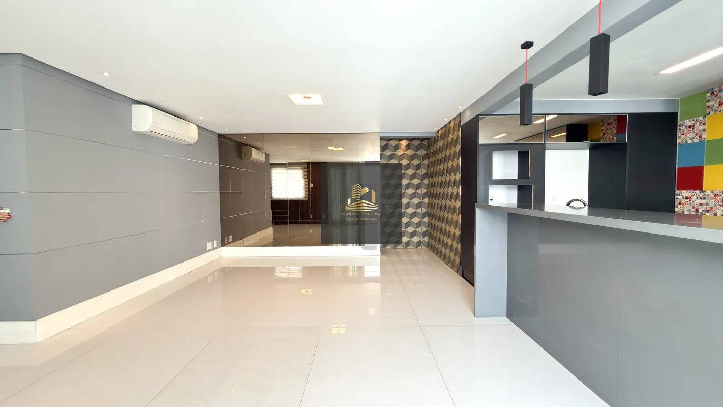 LEIA O ANÚNCIOVENDO LIVING PARK SULReformadoDestaques do Imóvel:03 quartos trans...