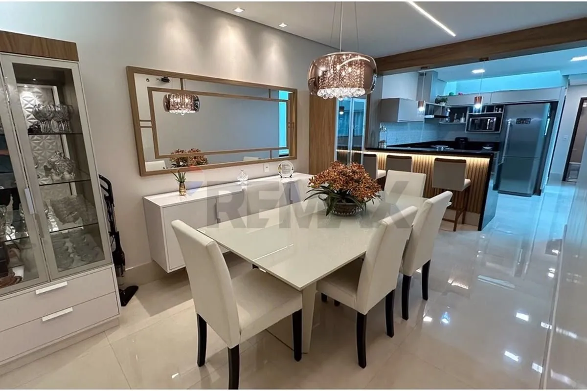 Imóvel pronto para morar, com planta funcional, armários planejados, lavabo e ch...
