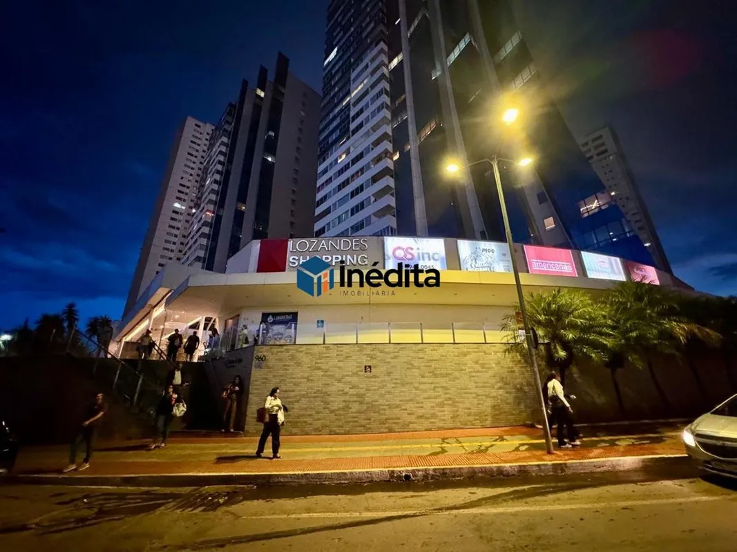 LOCALIZAÇÃO:Localizada a sala comercial dentro do Shopping Lozandes e à poucos m...