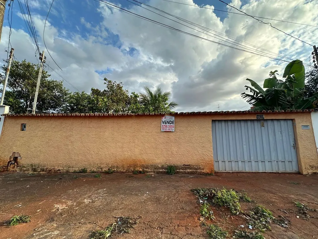 Lote à venda com 360,00m² no Setor Jd. Balneário Meia Ponte prox. ao Cond. Res. ...