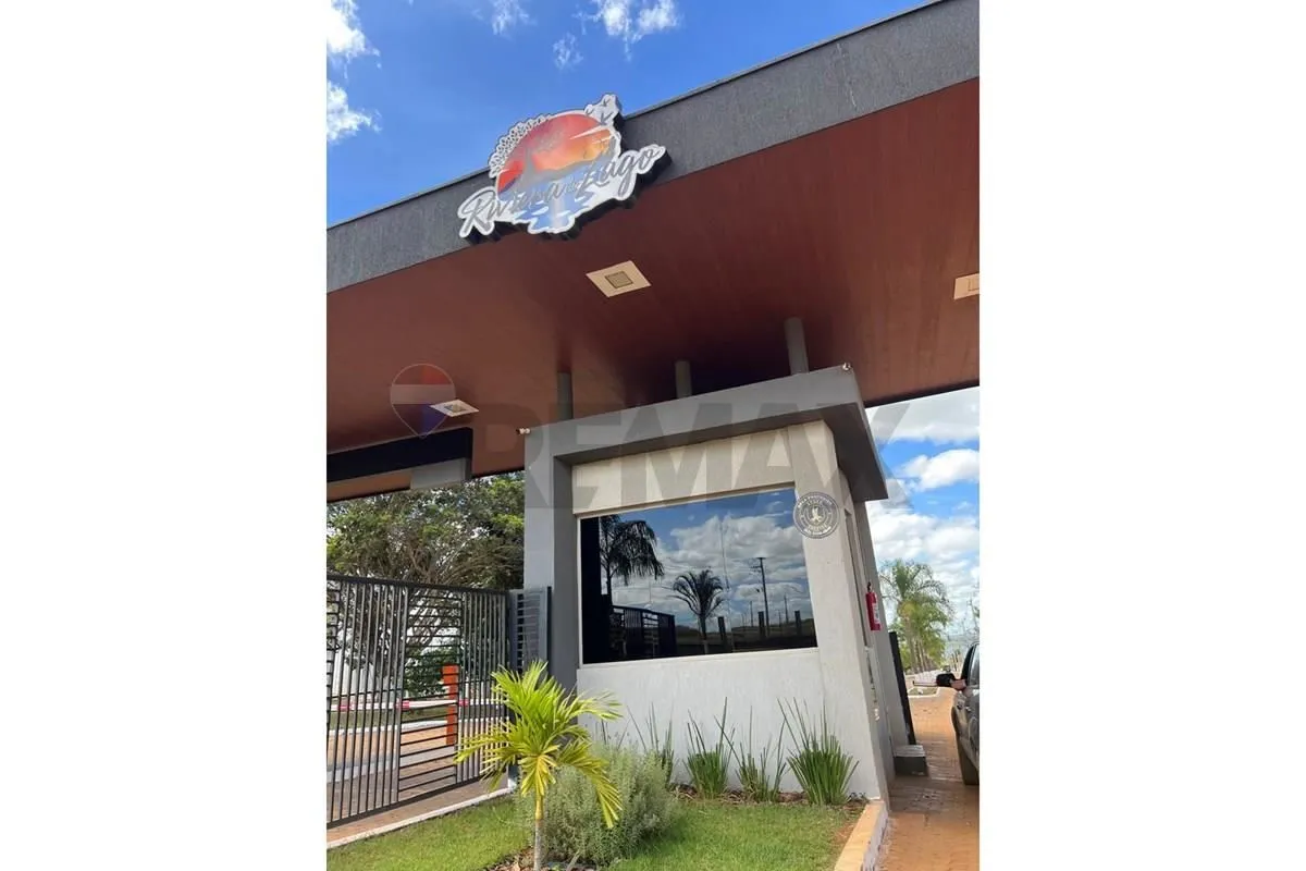 Lote à venda no Condomínio Riviera do Lago Lago Corumbá IVSe você sonha em const...
